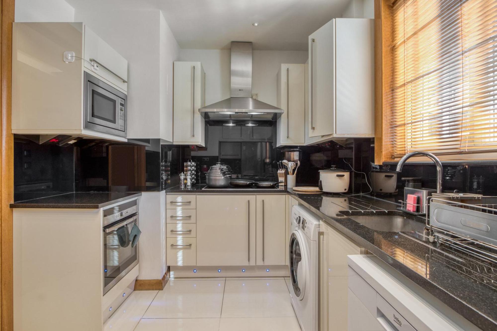 Apartment Spacious 3br Flat With Ac 3 Ensuite Bidets Near Selfridges And Hyde Park