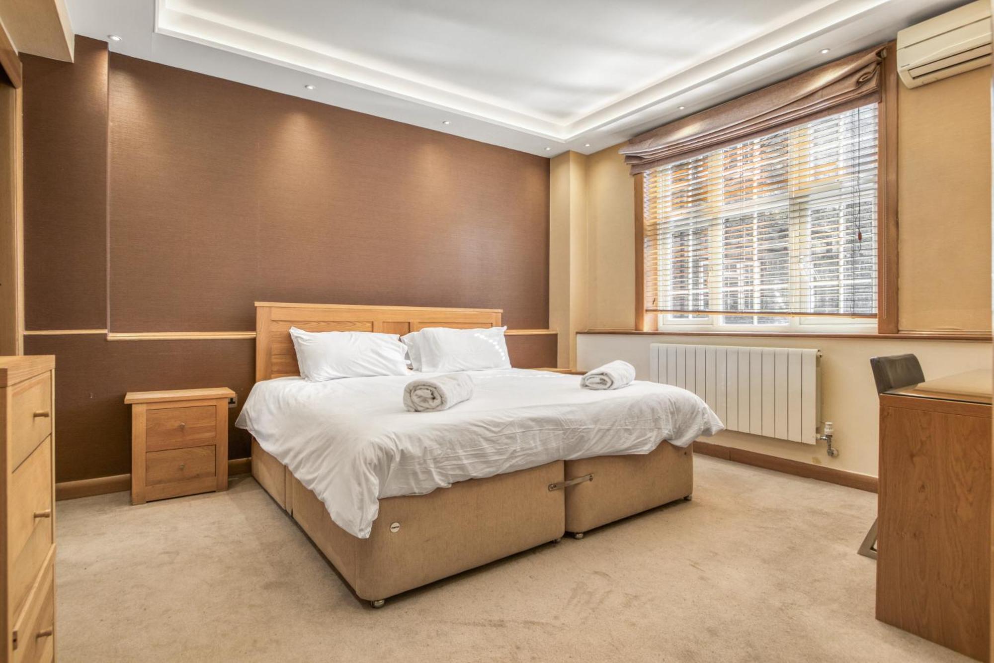 Spacious 3br Flat With Ac 3 Ensuite Bidets Near Selfridges And Hyde Park Apartment