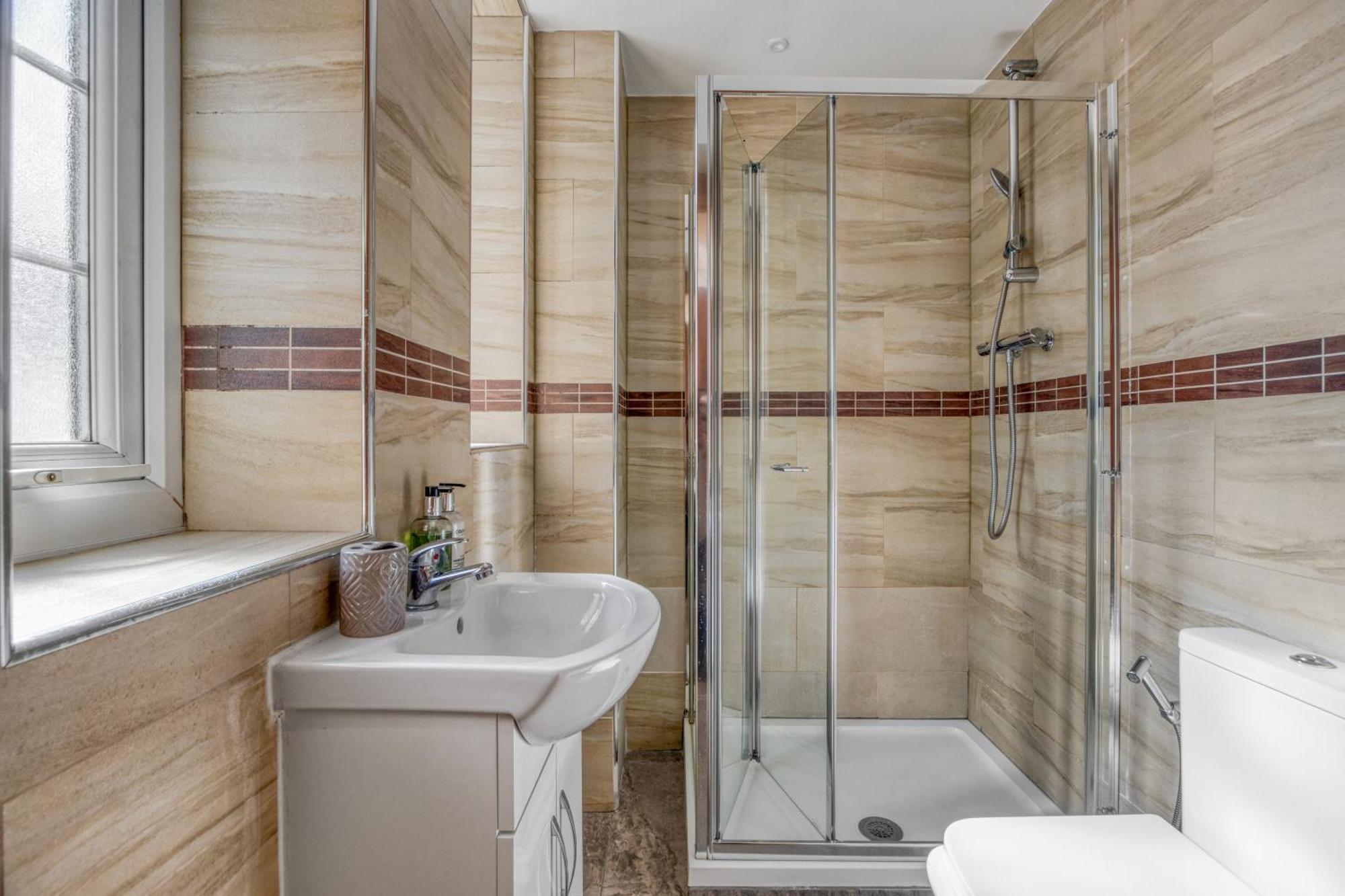 Spacious 3br Flat With Ac 3 Ensuite Bidets Near Selfridges And Hyde Park Apartment *