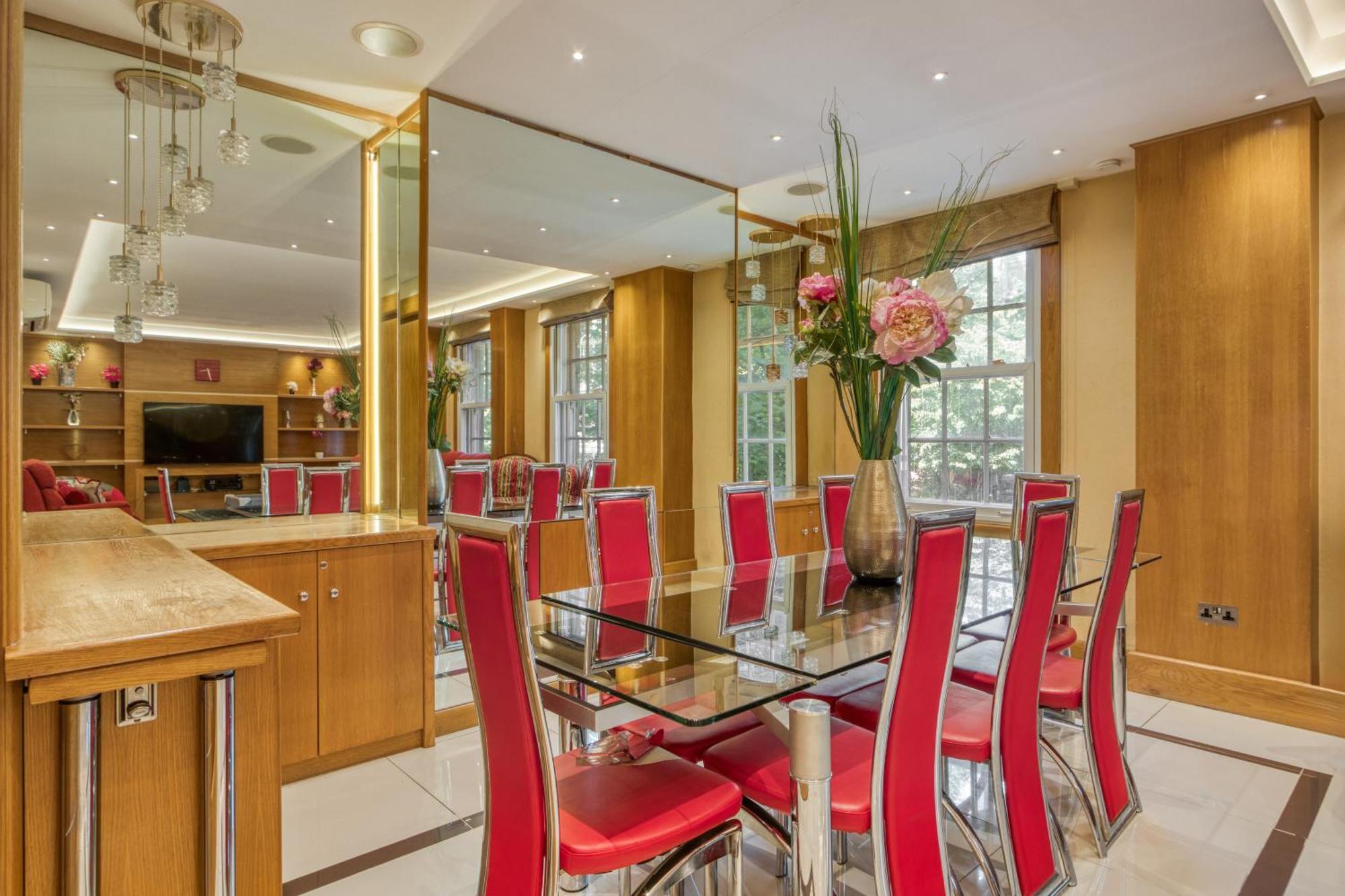 Spacious 3br Flat With Ac 3 Ensuite Bidets Near Selfridges And Hyde Park Apartment