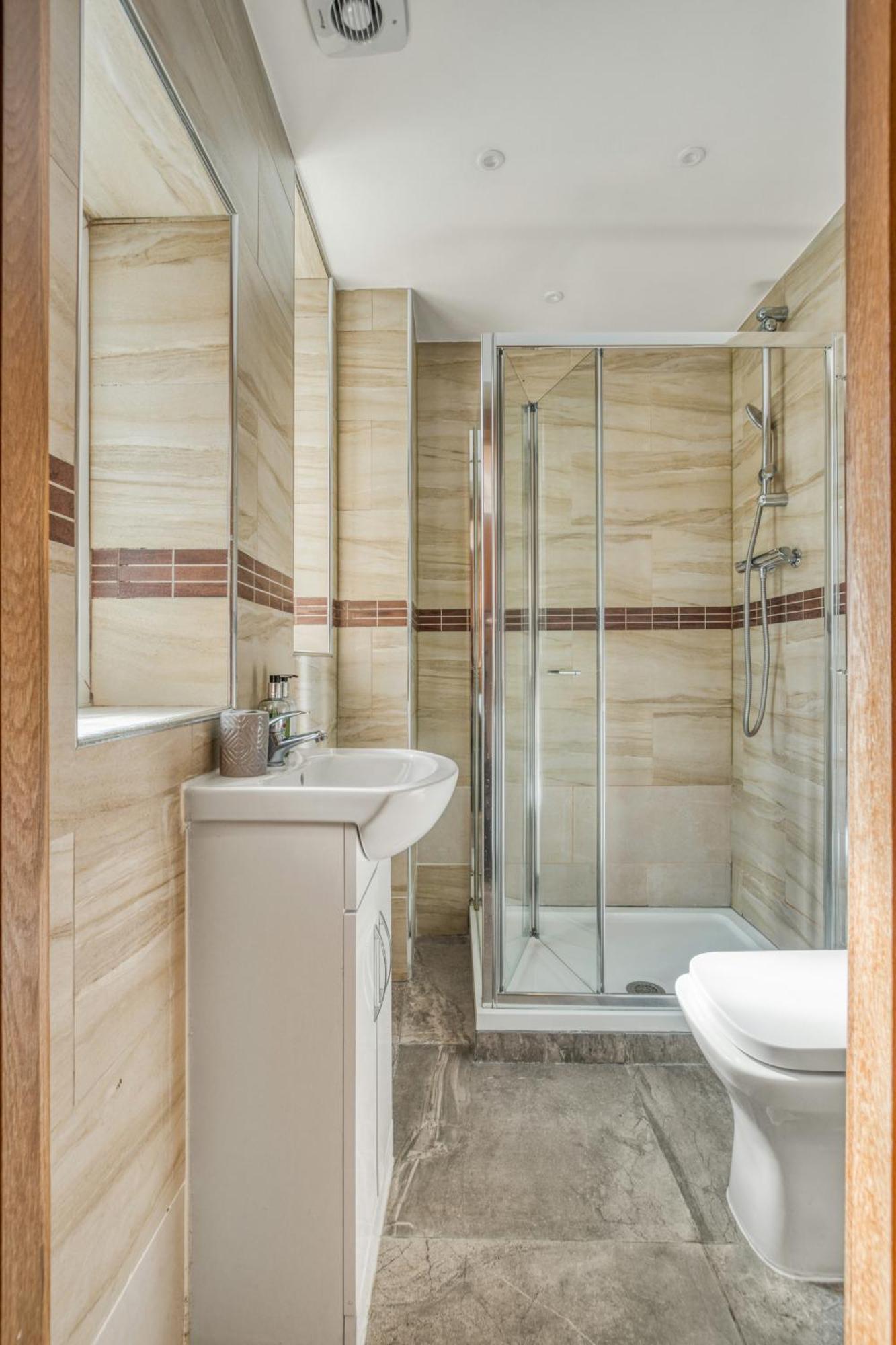Spacious 3br Flat With Ac 3 Ensuite Bidets Near Selfridges And Hyde Park Apartment London